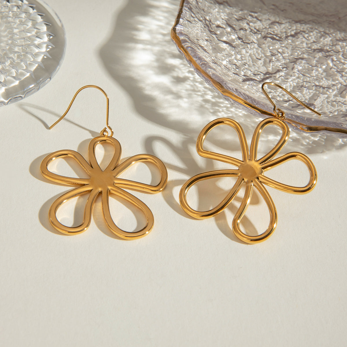 18K Gold-Plated Flower Earrings - Heeler & Dash