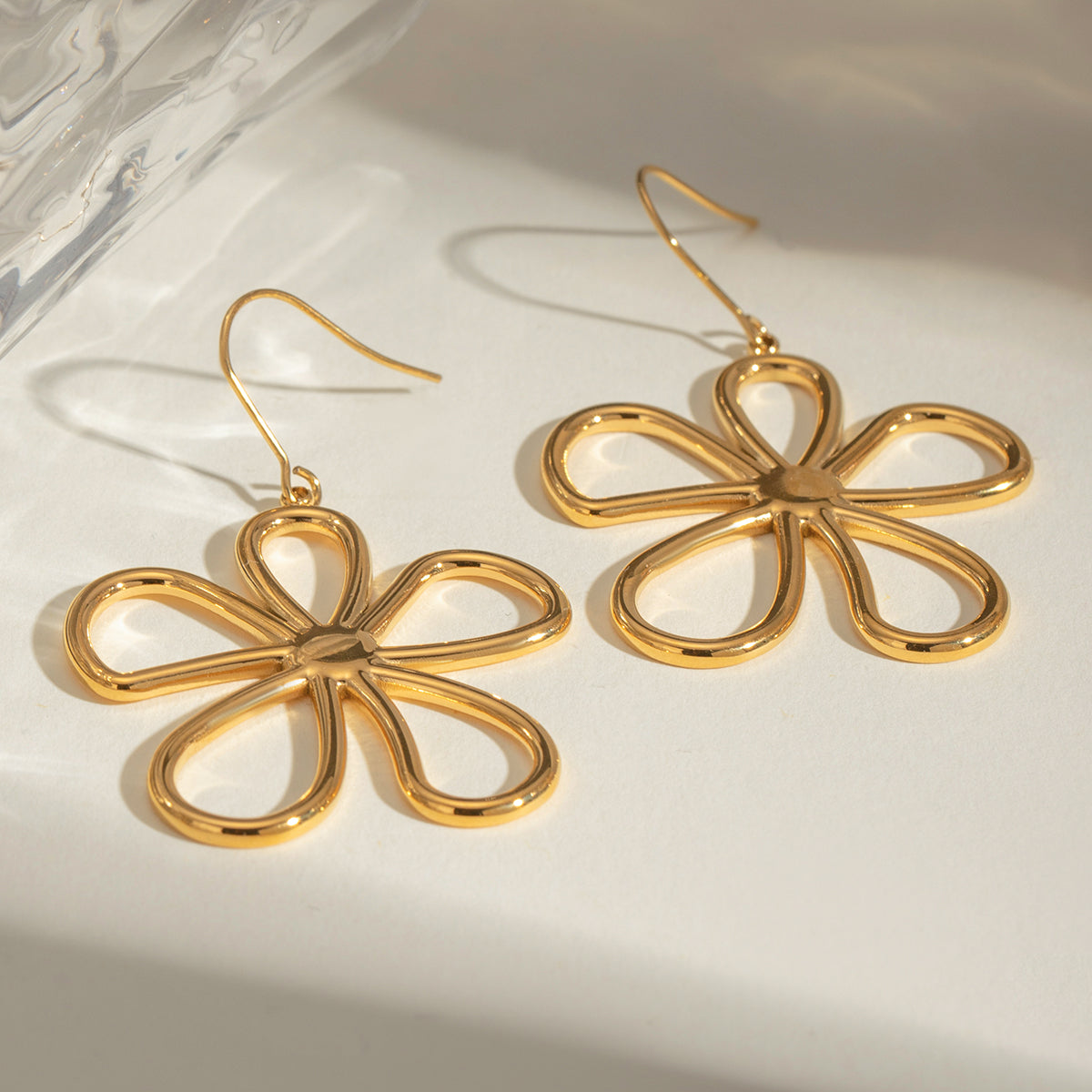 18K Gold-Plated Flower Earrings - Heeler & Dash